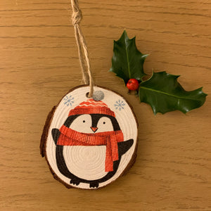 Penguin Hat Wooden Log Slice Hanging Decoration | Christmas Decoration | Tree Decoration