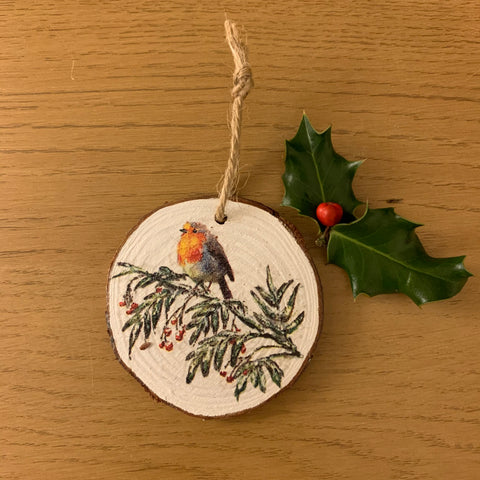 Robin Branch Wooden Log Slice Hanging Decoration | Christmas Decoration | Tree Decoration